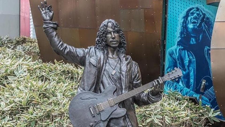 Chris Cornell statue